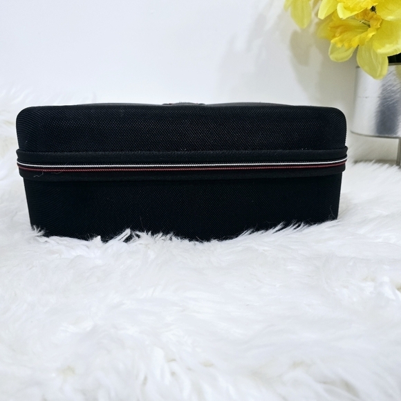 Nintendo Switch Protect and organize your  System with this Officially Nintendo - Picture 6 of 12